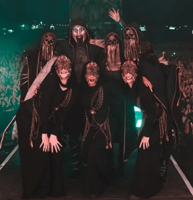 masques Sleep Token - photo de groupe à la fin de leur concert au Download Festival en 2025