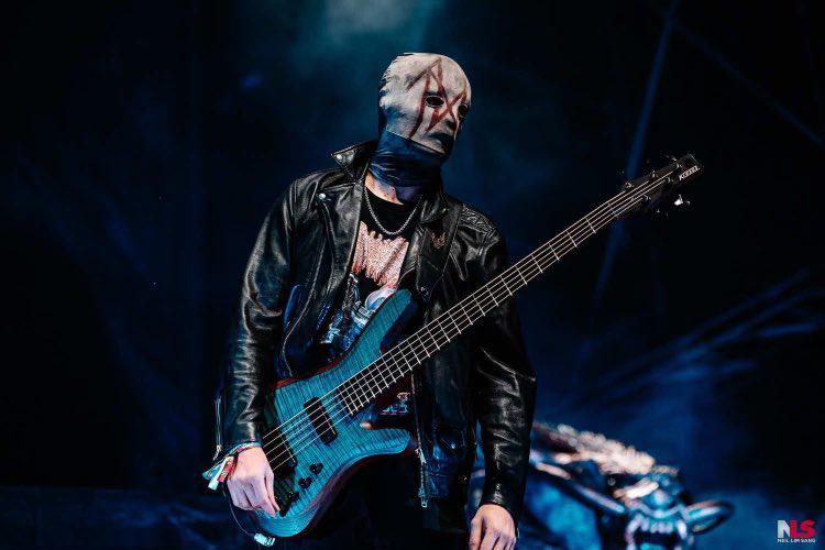 III bloodstock Trivium - III, le bassiste de Sleep Token sur la scène du Bloodstock Festival avec Trivium